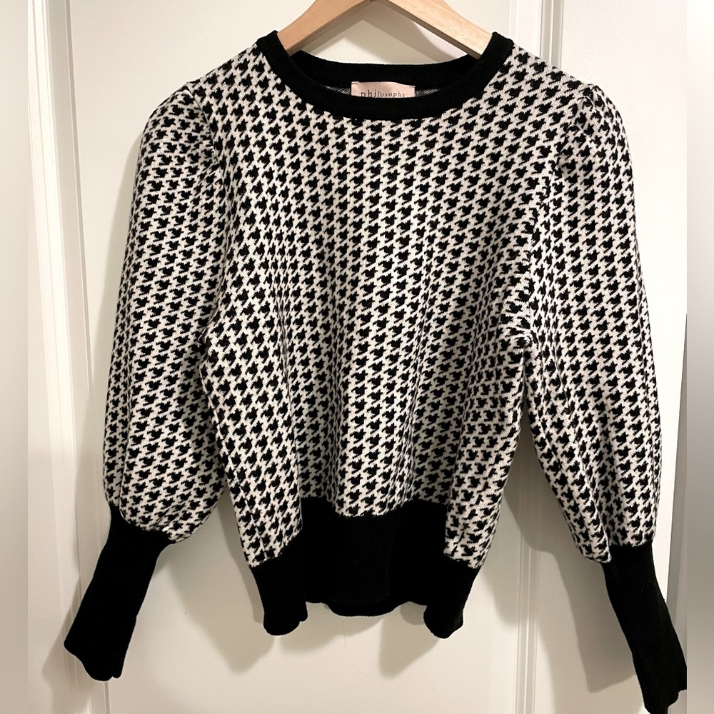 NWOT Philosophy Black/White Doleman Sleeve Ribbed Sweater Size M